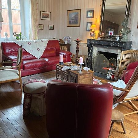 Le Trianon Bed & Breakfast Le Bourgneuf-la-Foret Bagian luar foto