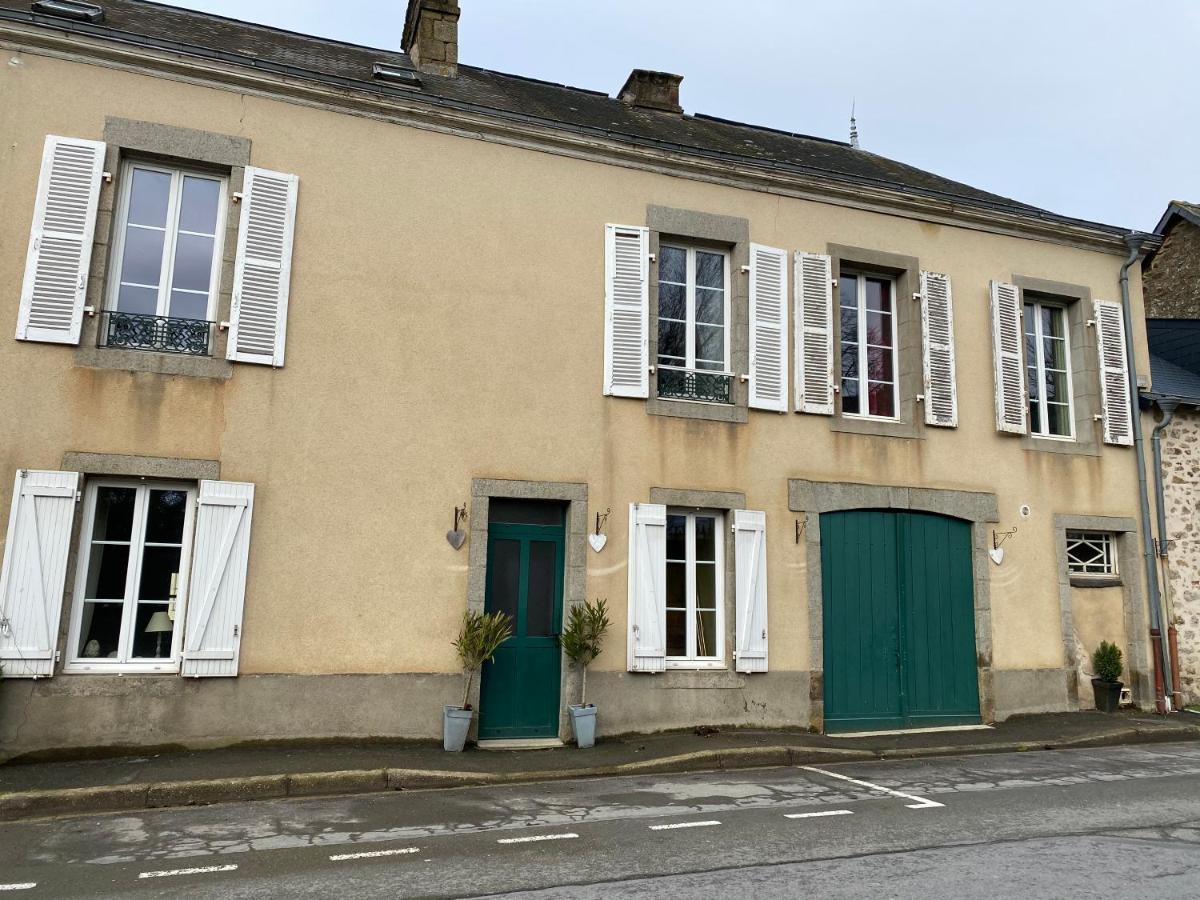 Le Trianon Bed & Breakfast Le Bourgneuf-la-Foret Bagian luar foto